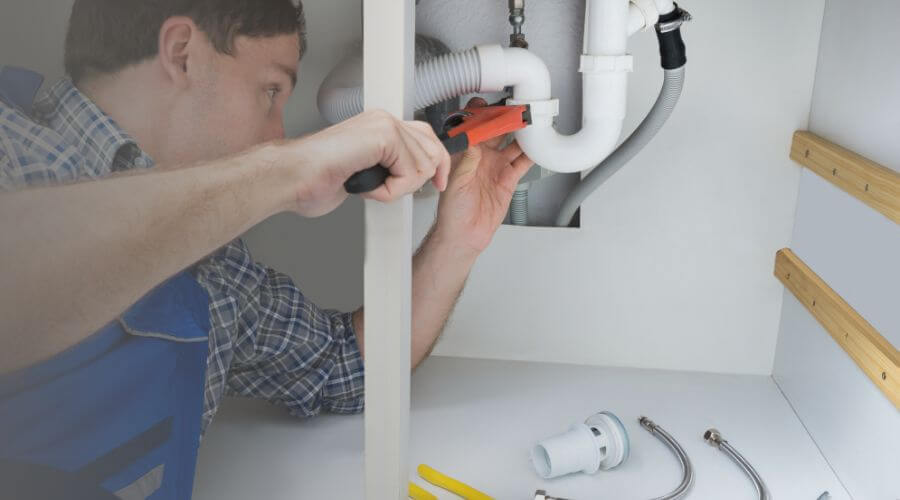 Expert burst pipe repair services in Coffee Creek, MT